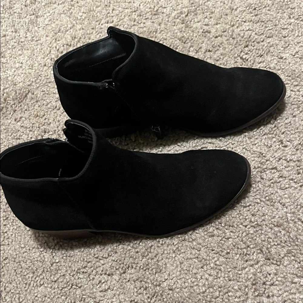 Crown Vintage chic black